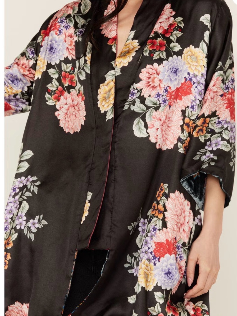 Johnny Was Payden Black Floral Silk/Green & Pink Embroidered Design Kimono - Picture 9 of 9